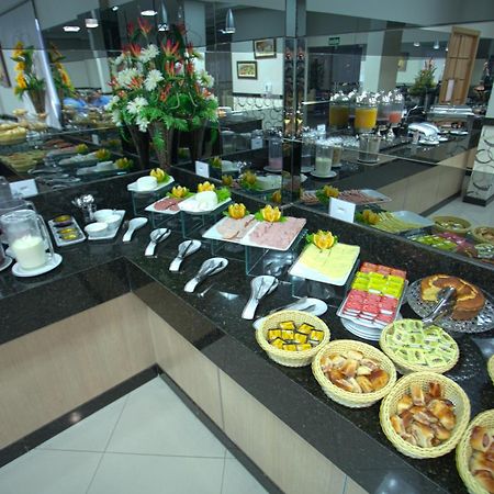 Skala Traveling Hotel กูยาบา ภายนอก รูปภาพ